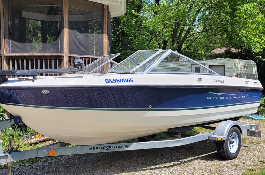 Bayliner Power Boat